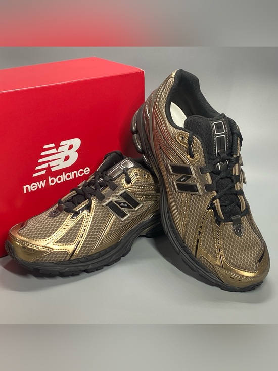 New Balance Other - New Balance 1906R U1906RCJ Bronze Black Unisex Mens 10.5 Womens 12